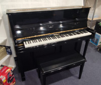 Gebrauchte-Klaviere_Hohner_HP_120_Klavier_schwarz_poliert_gebraucht_30370_0