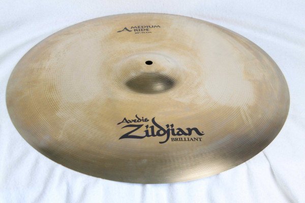 Zildjian Avedis Series Brilliant Medium Ride Becken 20"