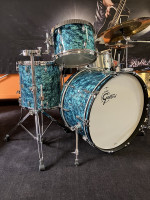 Drum-Sets-Gretsch-USA-Broadkaster-24-13-16-Turquoise-Pearl-2001884_0